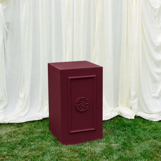The Petite Plinth